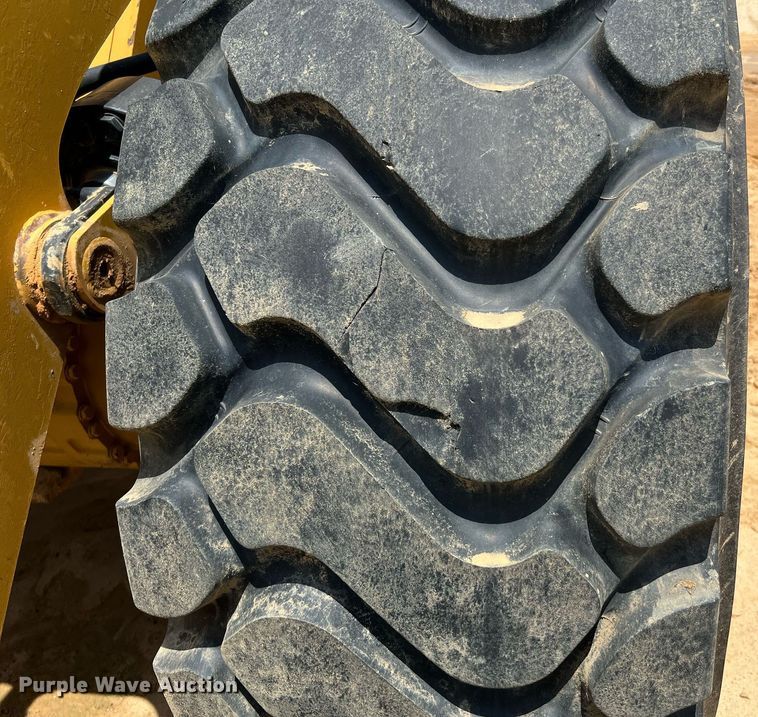 image for item DQ2186 2015 Caterpillar 966M  wheel loader