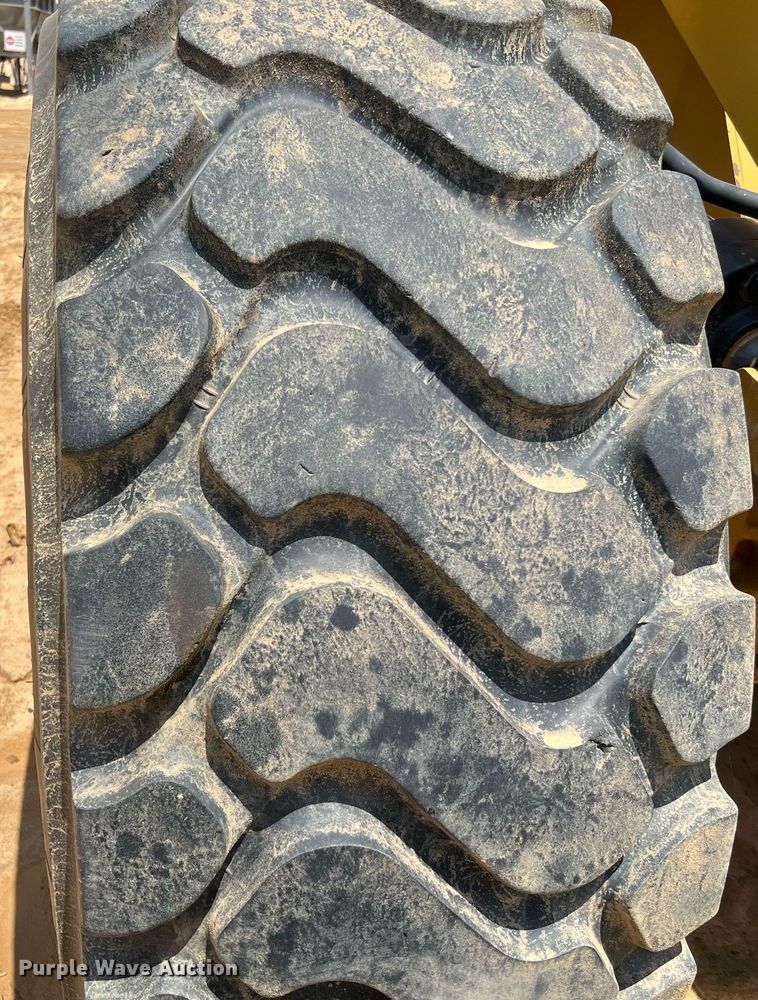 image for item DQ2186 2015 Caterpillar 966M  wheel loader