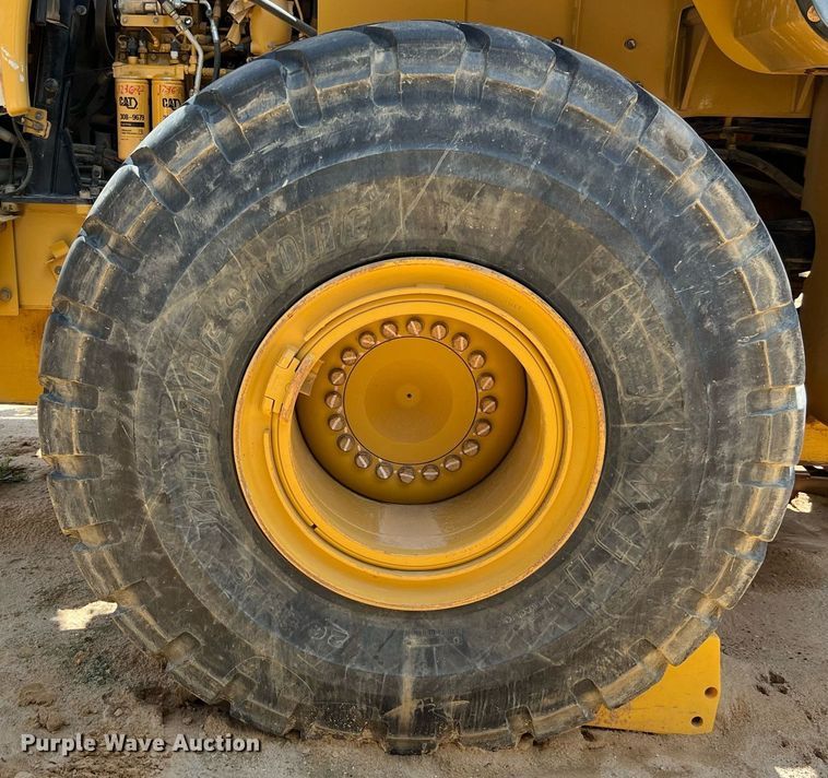 image for item DQ2186 2015 Caterpillar 966M  wheel loader