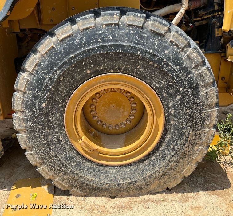 image for item DQ2186 2015 Caterpillar 966M  wheel loader
