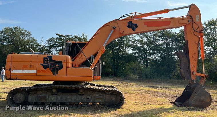 image for item DQ2187 2011 Doosan DX225LC  excavator