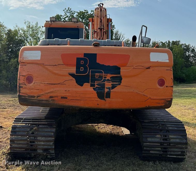 image for item DQ2187 2011 Doosan DX225LC  excavator