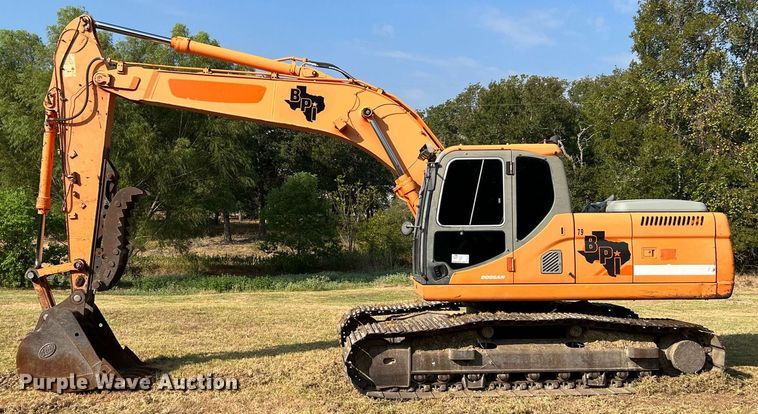 image for item DQ2187 2011 Doosan DX225LC  excavator