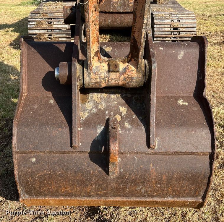 image for item DQ2187 2011 Doosan DX225LC  excavator