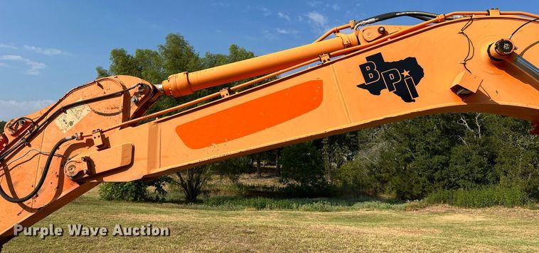 image for item DQ2187 2011 Doosan DX225LC  excavator