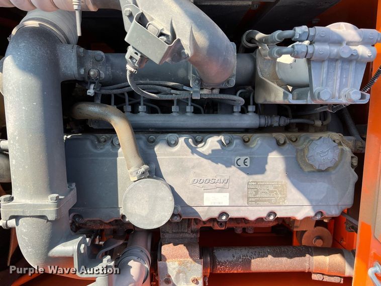 image for item DQ2187 2011 Doosan DX225LC  excavator