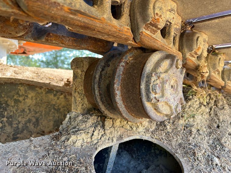 image for item DQ2187 2011 Doosan DX225LC  excavator