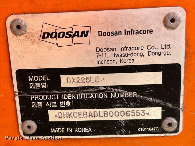 image for item DQ2187 2011 Doosan DX225LC  excavator