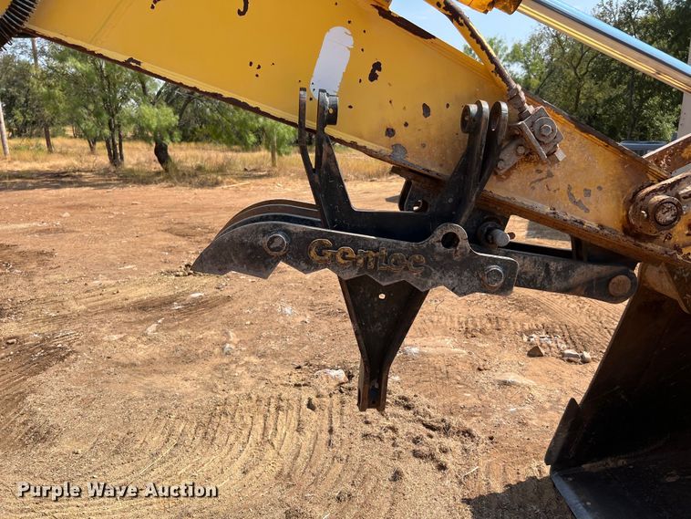 image for item DQ2198 2010 Kobelco SK140  excavator