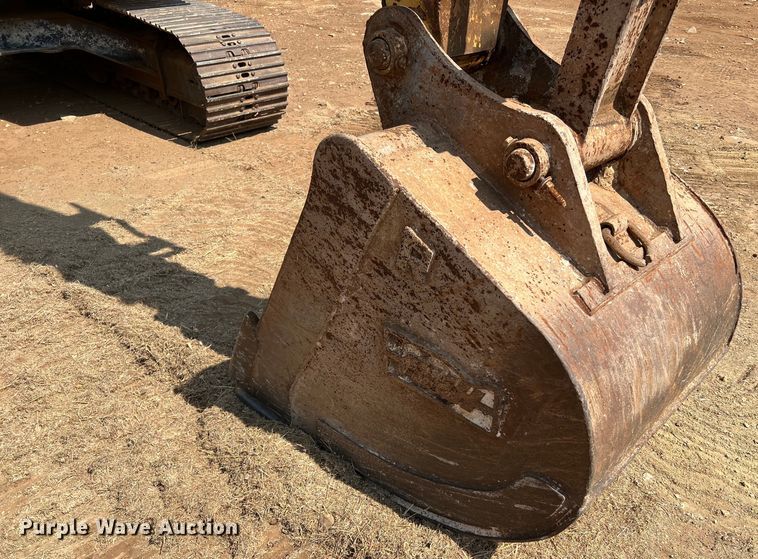 image for item DQ2198 2010 Kobelco SK140  excavator