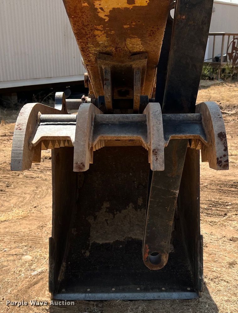 image for item DQ2198 2010 Kobelco SK140  excavator