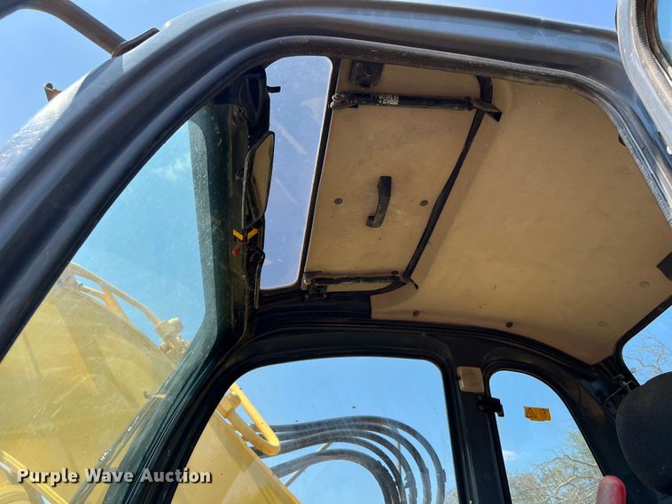 image for item DQ2198 2010 Kobelco SK140  excavator