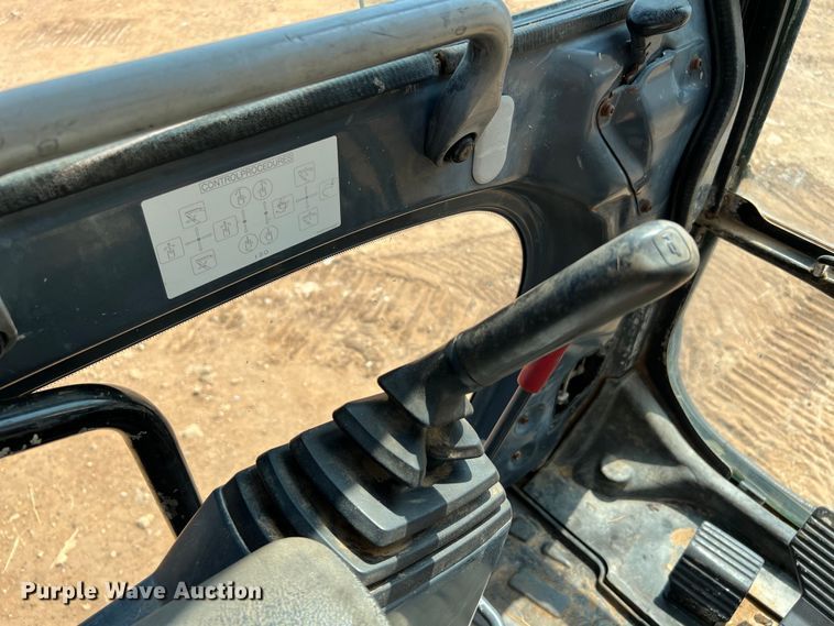 image for item DQ2198 2010 Kobelco SK140  excavator