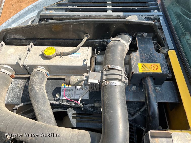 image for item DQ2198 2010 Kobelco SK140  excavator