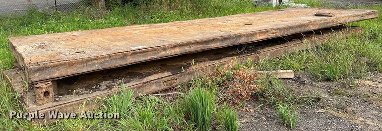 image for item DQ7352 Trench box