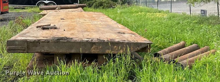 image for item DQ7352 Trench box