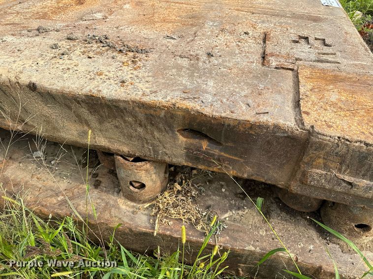 image for item DQ7352 Trench box