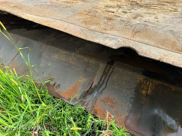 image for item DQ7352 Trench box