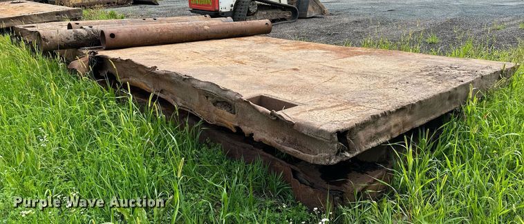 image for item DQ7353 Trench box