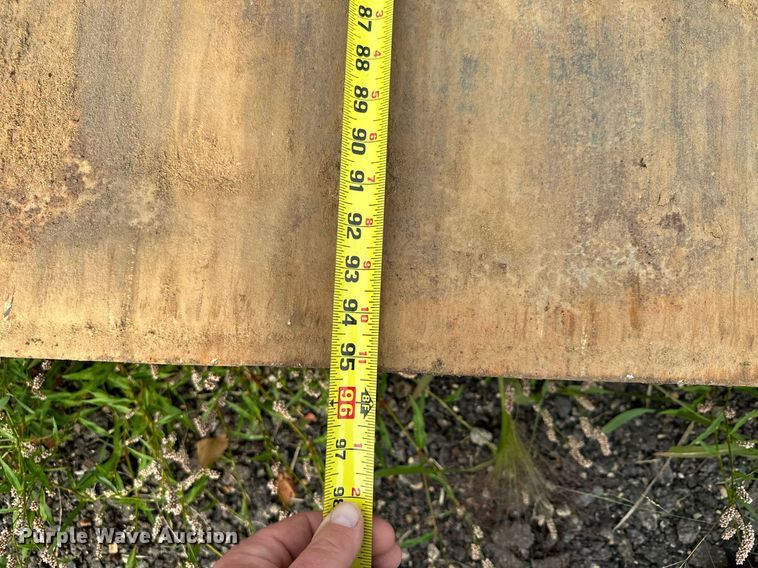 image for item DQ7353 Trench box