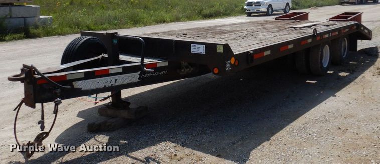 image for item DQ7360 1999 Towmaster T20  equipment trailer
