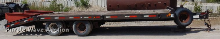 image for item DQ7360 1999 Towmaster T20  equipment trailer