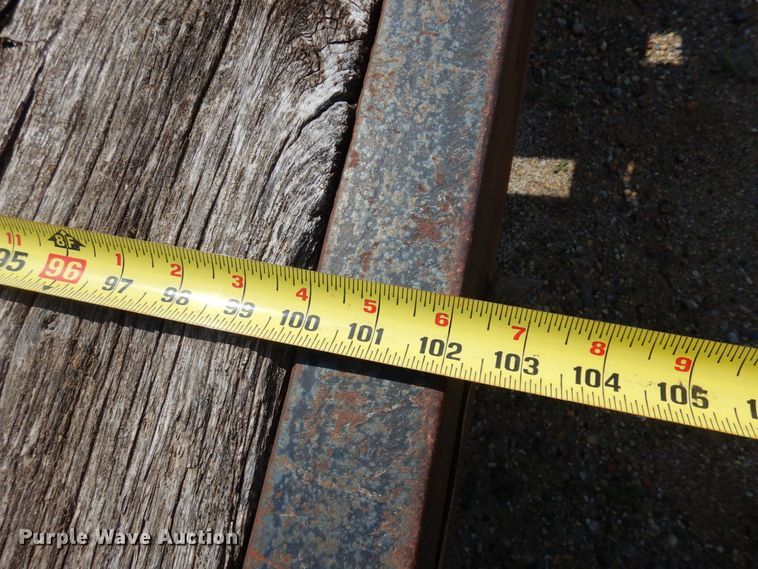 image for item DQ7360 1999 Towmaster T20  equipment trailer