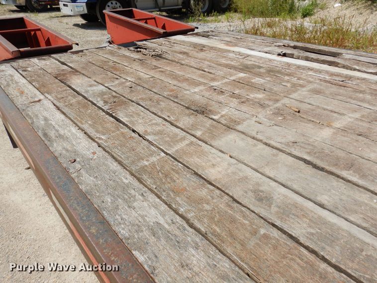 image for item DQ7360 1999 Towmaster T20  equipment trailer