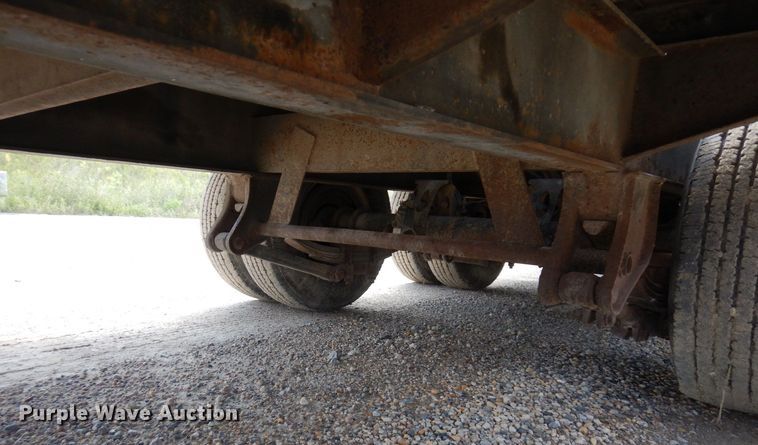 image for item DQ7360 1999 Towmaster T20  equipment trailer