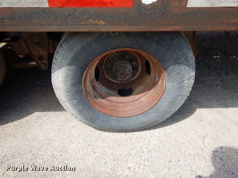 image for item DQ7360 1999 Towmaster T20  equipment trailer