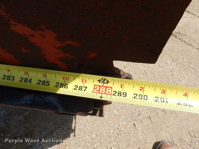 image for item DQ7361 1999 Towmaster T20  equipment trailer