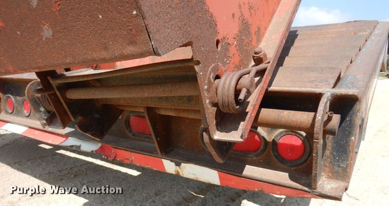 image for item DQ7361 1999 Towmaster T20  equipment trailer