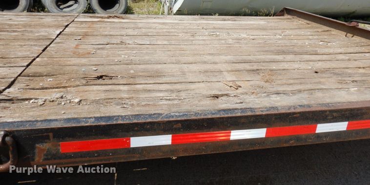 image for item DQ7361 1999 Towmaster T20  equipment trailer