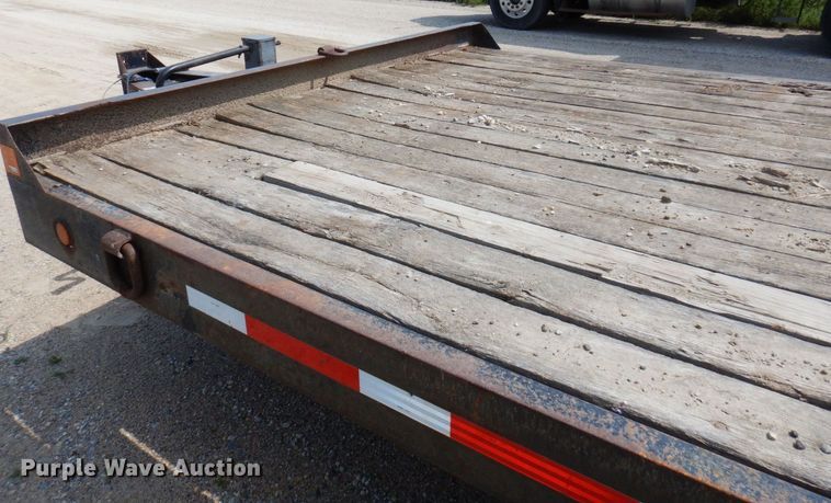 image for item DQ7361 1999 Towmaster T20  equipment trailer