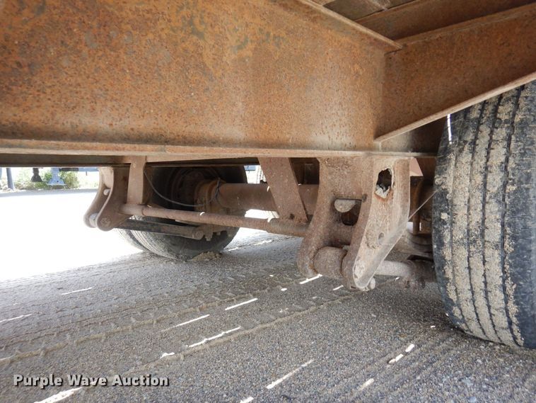 image for item DQ7361 1999 Towmaster T20  equipment trailer