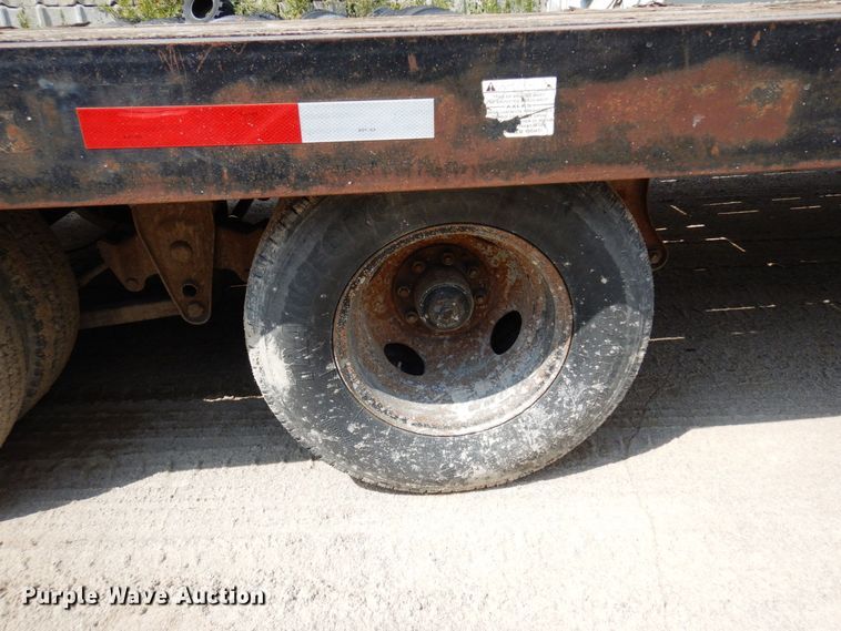 image for item DQ7361 1999 Towmaster T20  equipment trailer