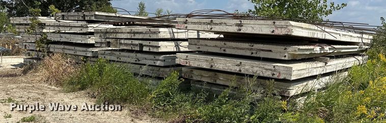 image for item DQ7362 Approximately 24 pre-fabricated concrete walls