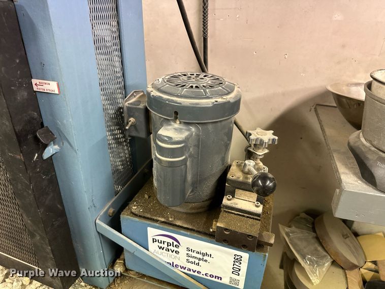 image for item DQ7363 TMI CM2500 1G  compression testing machine