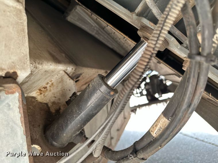 image for item DQ7364 2008 Elgin Pelican NP  street sweeper