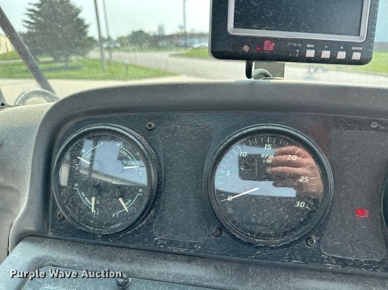 image for item DQ7364 2008 Elgin Pelican NP  street sweeper