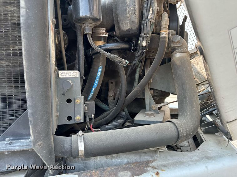 image for item DQ7364 2008 Elgin Pelican NP  street sweeper