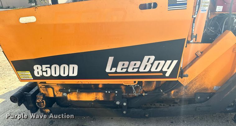 image for item DQ7365 2018 LeeBoy 8500D  paver