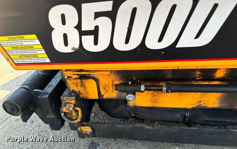 image for item DQ7365 2018 LeeBoy 8500D  paver