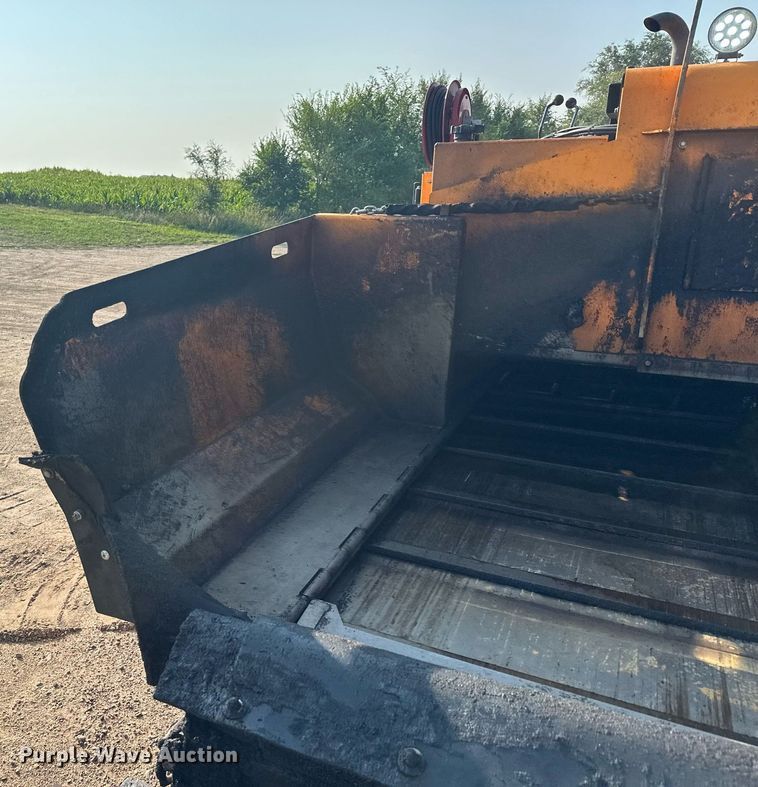 image for item DQ7365 2018 LeeBoy 8500D  paver