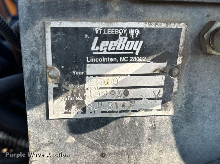 image for item DQ7365 2018 LeeBoy 8500D  paver