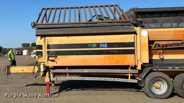 image for item DQ7366 2009 Doppstadt SM514 PROFI  trommel screen