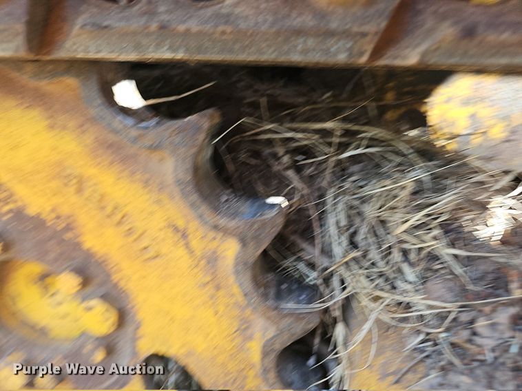 image for item DR3421 John Deere 831  track loader