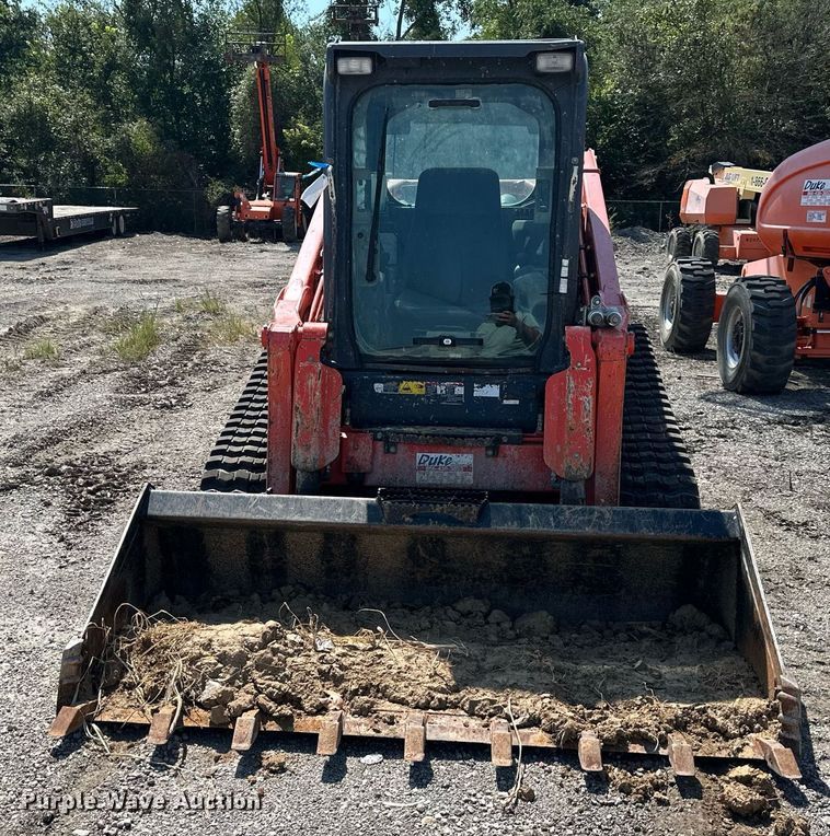 image for item DS2234 2017 Kubota SVL95-2S  tracked skid steer loader