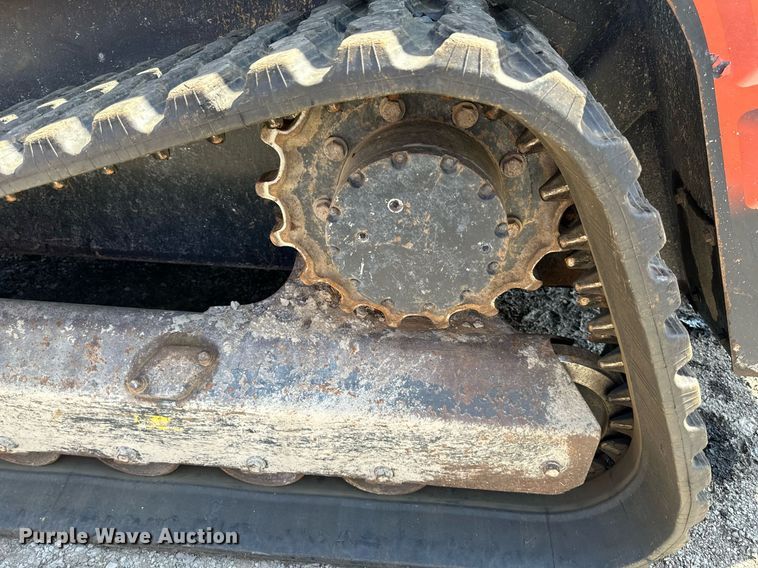 image for item DS2234 2017 Kubota SVL95-2S  tracked skid steer loader