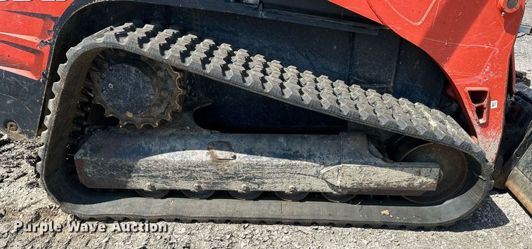 image for item DS2234 2017 Kubota SVL95-2S  tracked skid steer loader